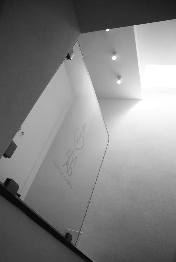 Mada Charm Apartments Terrace&Carugio เวอนาซซา ภายนอก รูปภาพ