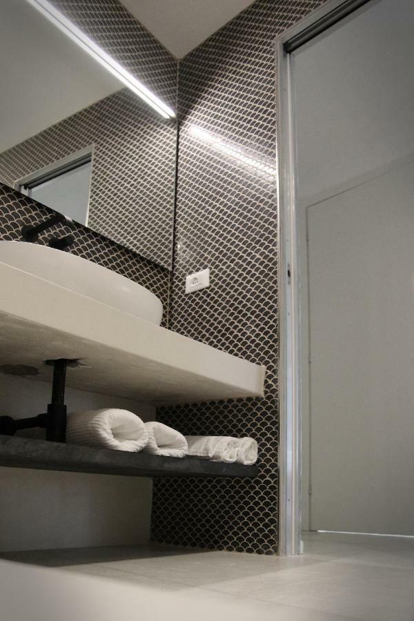 Mada Charm Apartments Terrace&Carugio เวอนาซซา ภายนอก รูปภาพ