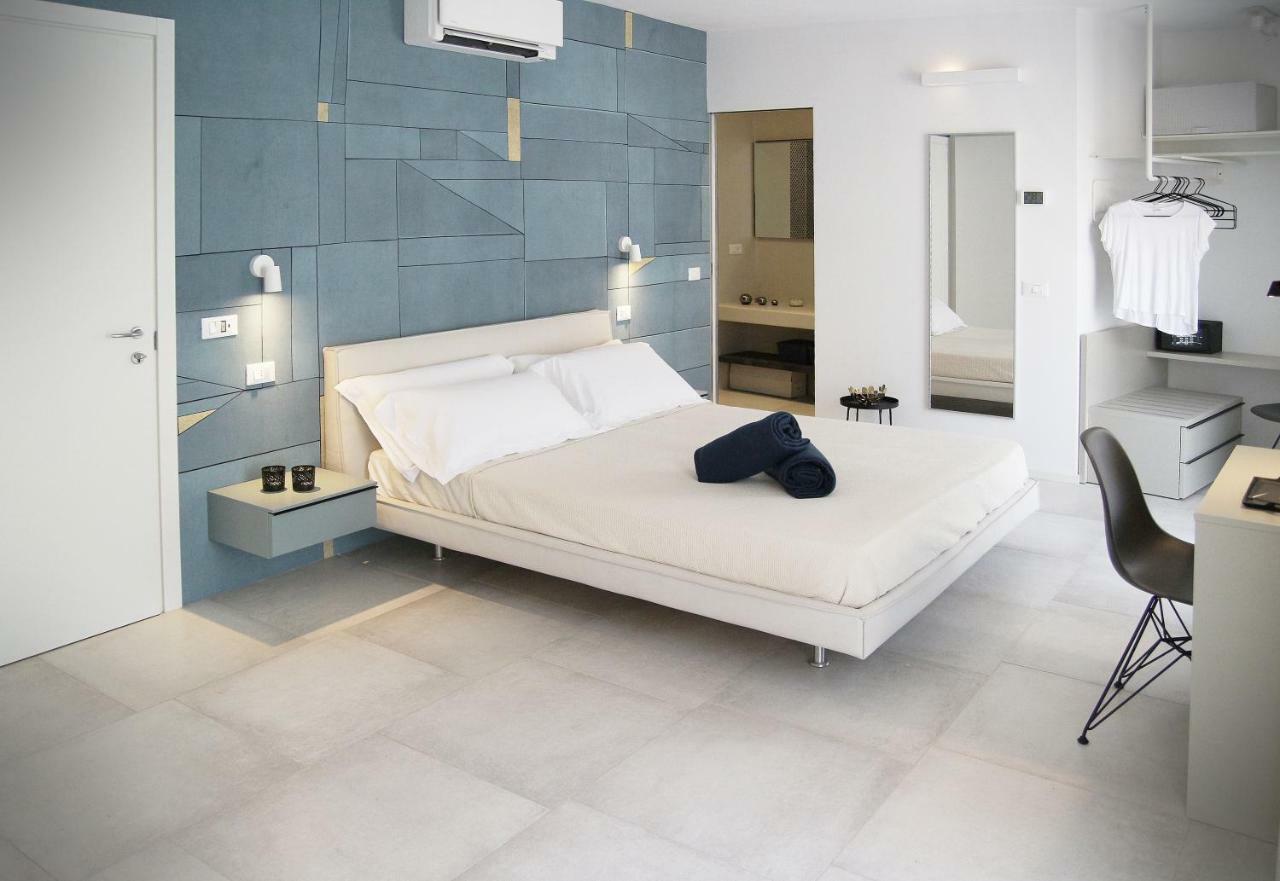 Mada Charm Apartments Terrace&Carugio เวอนาซซา ภายนอก รูปภาพ