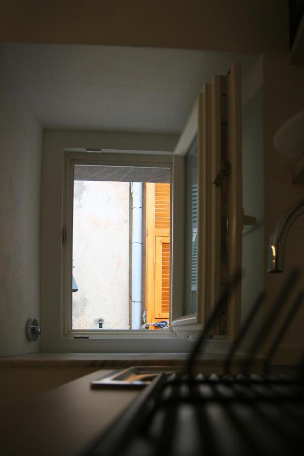 Mada Charm Apartments Terrace&Carugio เวอนาซซา ภายนอก รูปภาพ